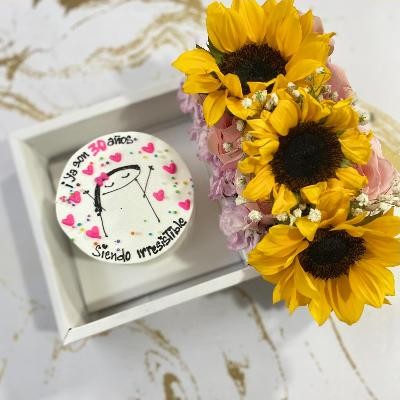 Mini torta + girasoles de Ke Dolce
